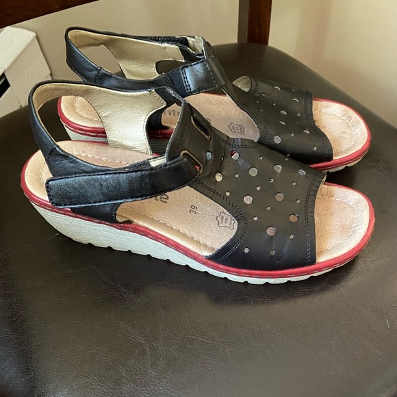 Ladies Remonte (Reiker) summer sandals - Picture 2 of 4